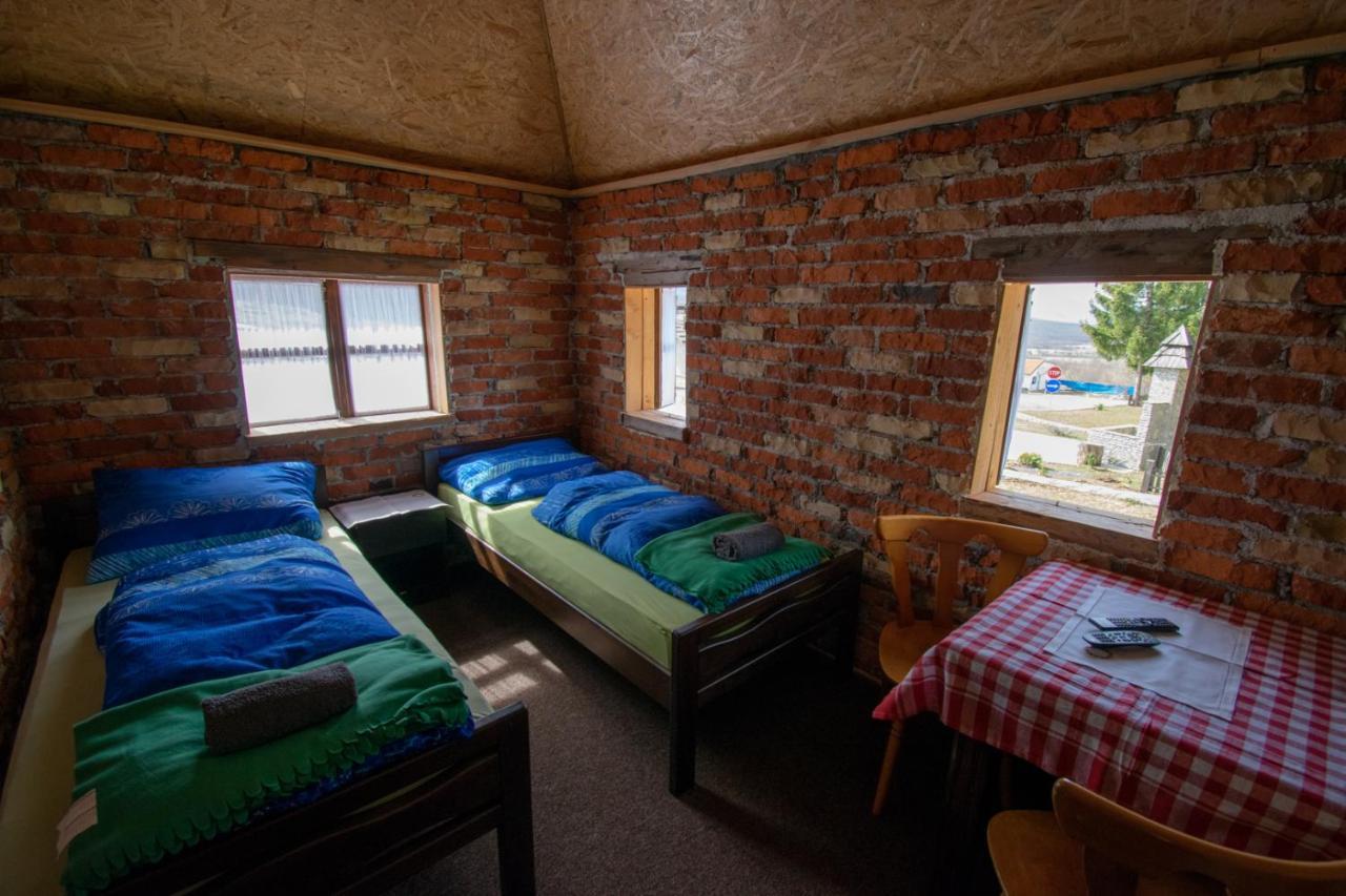Holiday Park Hajducka Cesma Dubovsko Buitenkant foto