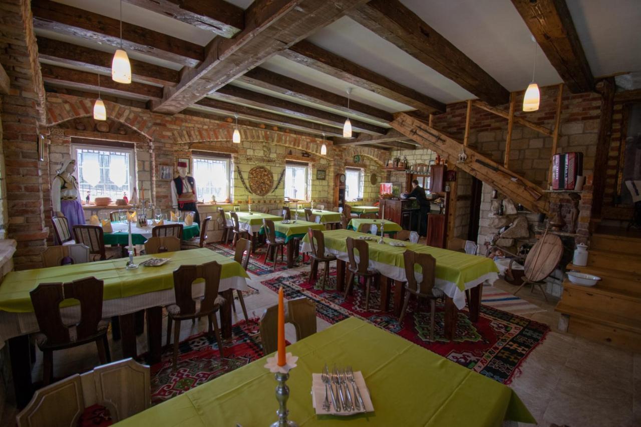 Holiday Park Hajducka Cesma Dubovsko Buitenkant foto