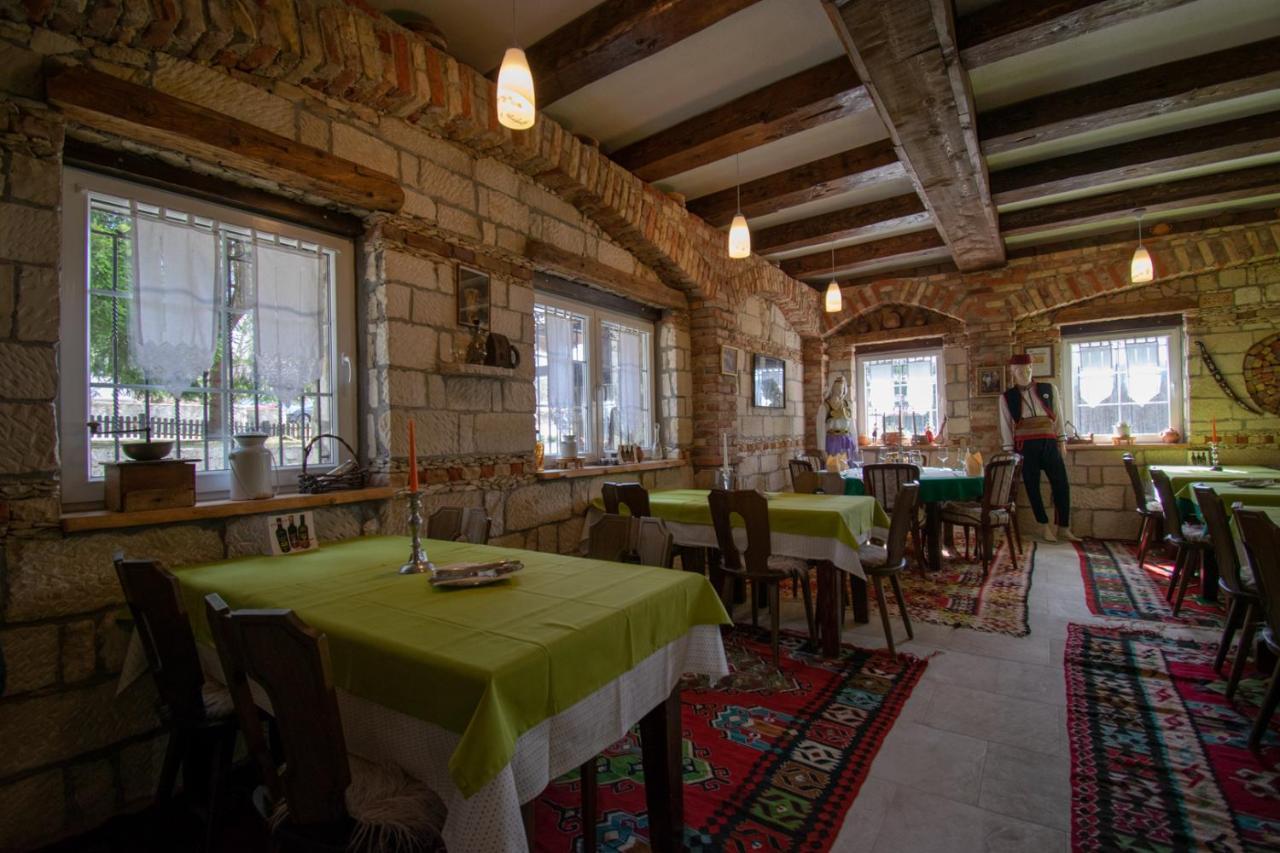 Holiday Park Hajducka Cesma Dubovsko Buitenkant foto