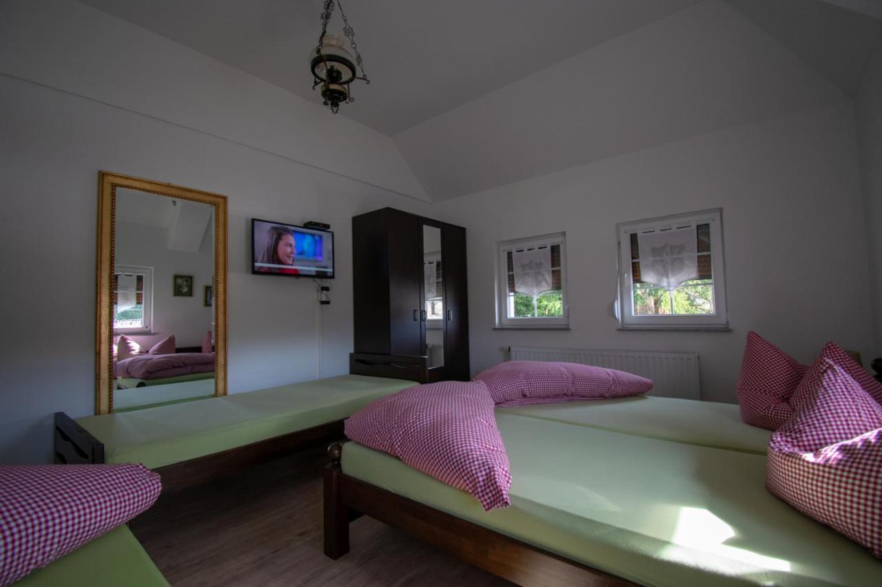 Holiday Park Hajducka Cesma Dubovsko Buitenkant foto